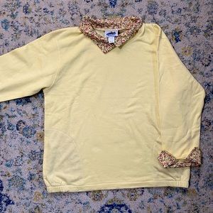 Long sleeve shirt with floral cuffs